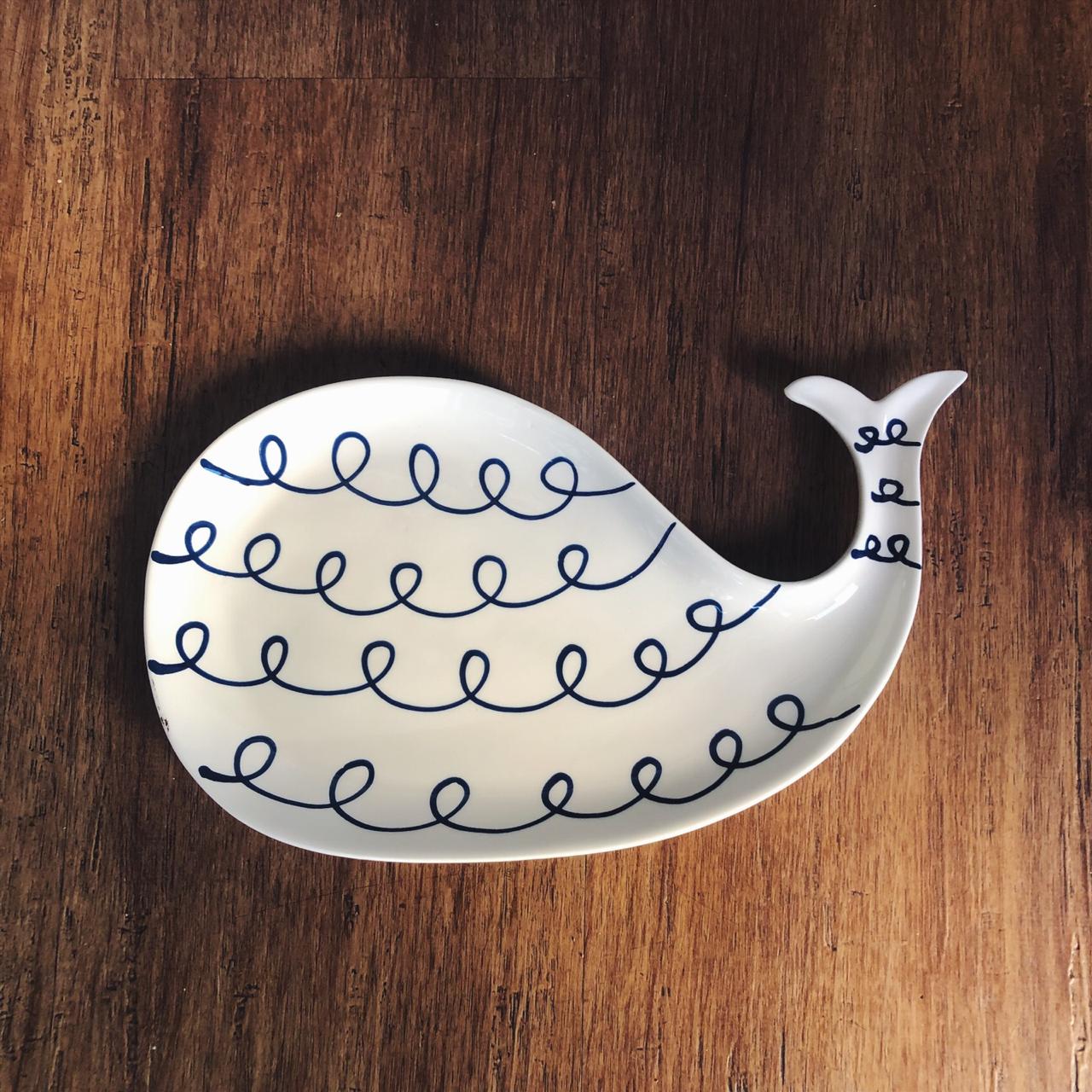 prato baleia cerâmica