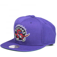 Bone Toronto Raptors Mitchell and Ness snapback hardwood classics roxo Bone Toronto Raptors Mitchell and Ness snapback hardwood classics roxo