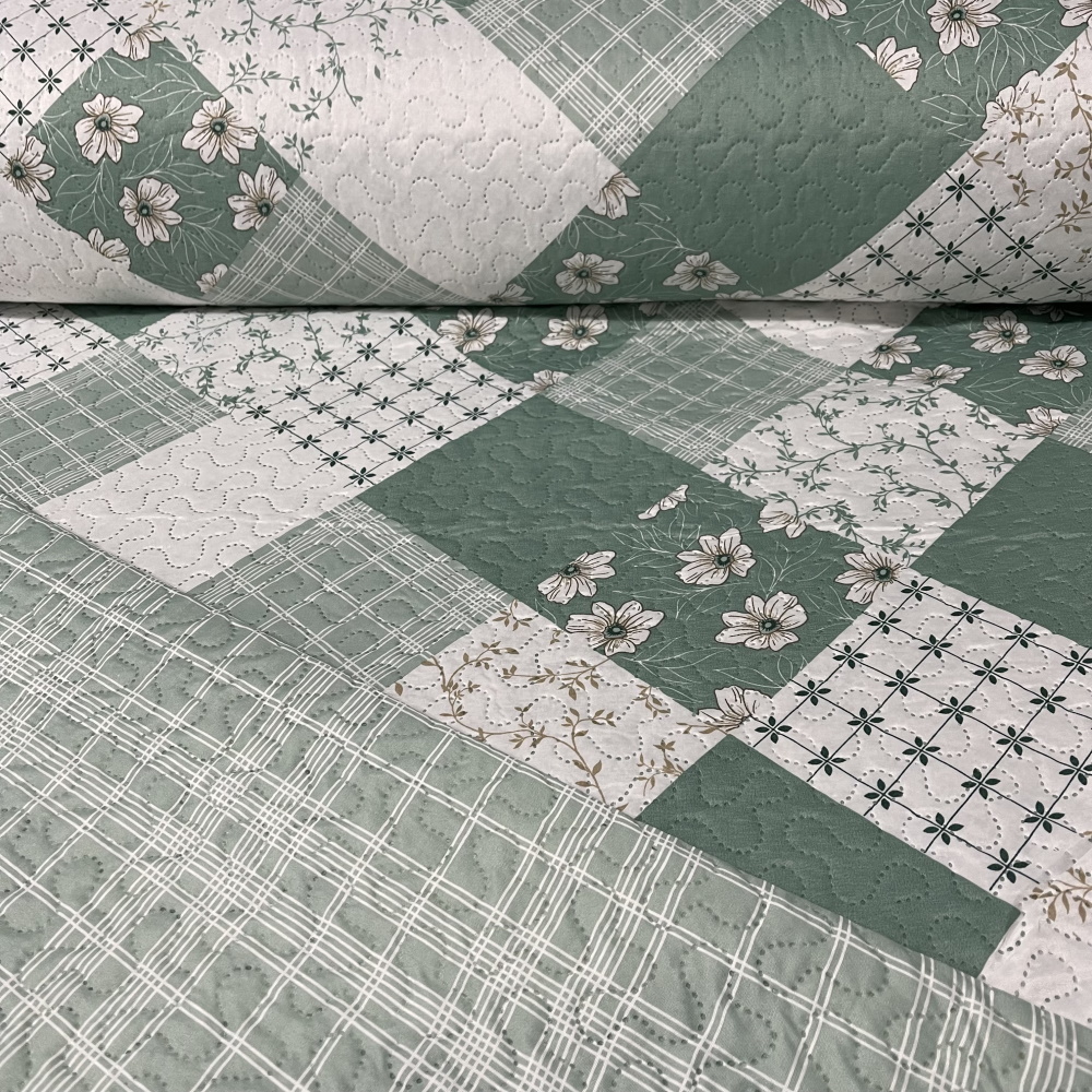 Tecido Matelassê Estampado Floral Patchwork 04