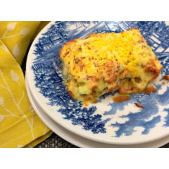 LASANHA LOW CARB DE ABOBRINHA E SALMÃO LASANHA LOW CARB DE ABOBRINHA E SALMÃO